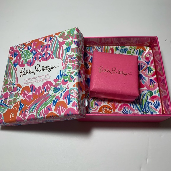 Lilly Pulitzer Soap and Tray Set Brand New in Box - Picture 1 of 3